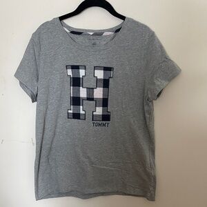NWOT Tommy Hilfiger Women’s Gray Tee with Checkered H